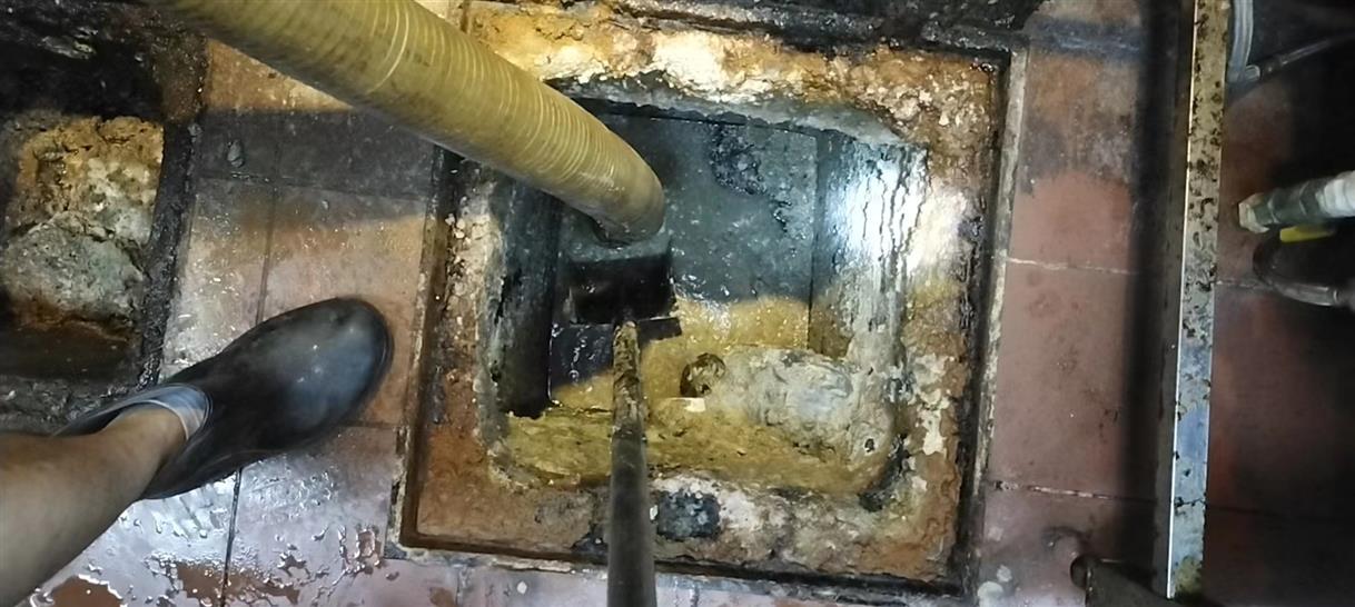 长海污水池清理一般都有毒气，怎么预防中毒呢？