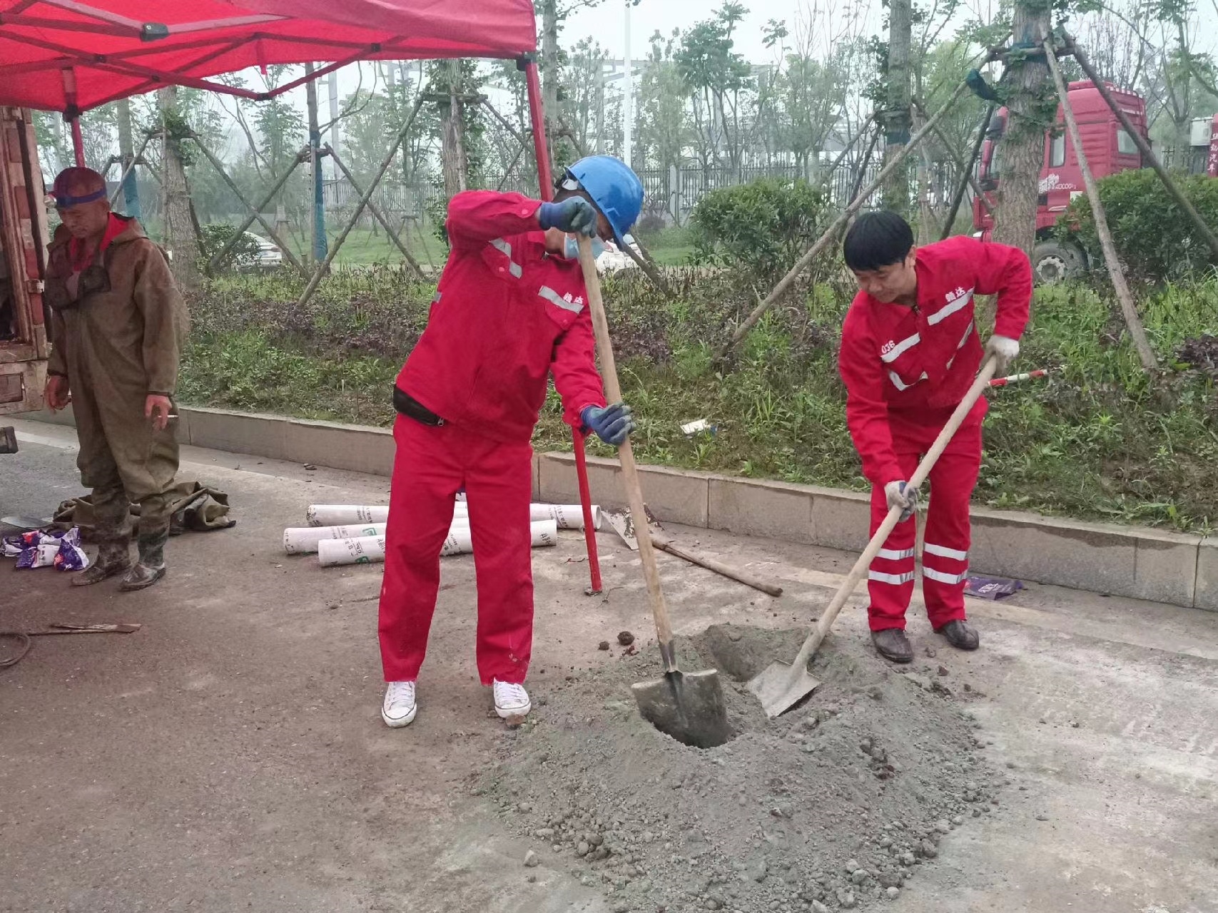 长海管道疏通哪家好】及时进行市政管道清淤