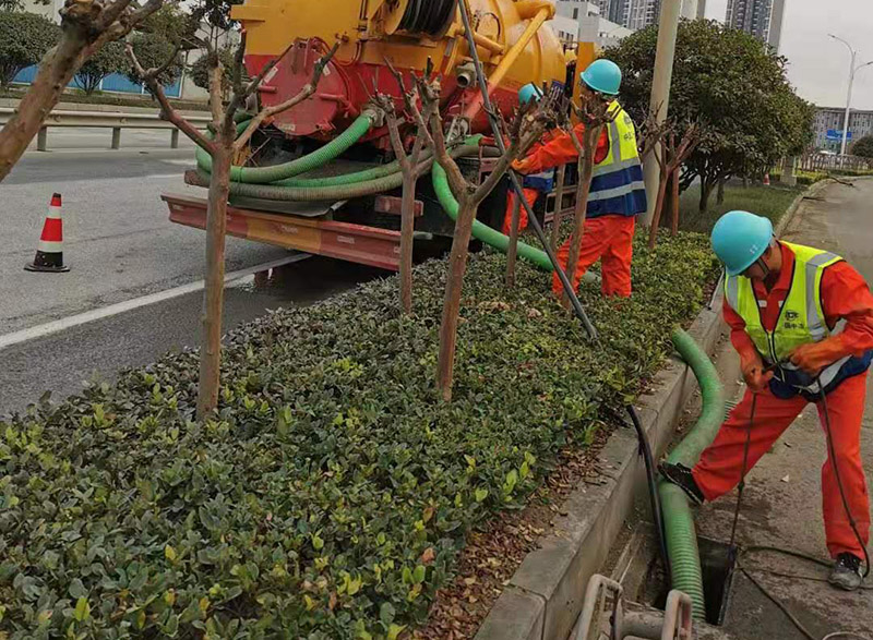 长海市政管道清淤